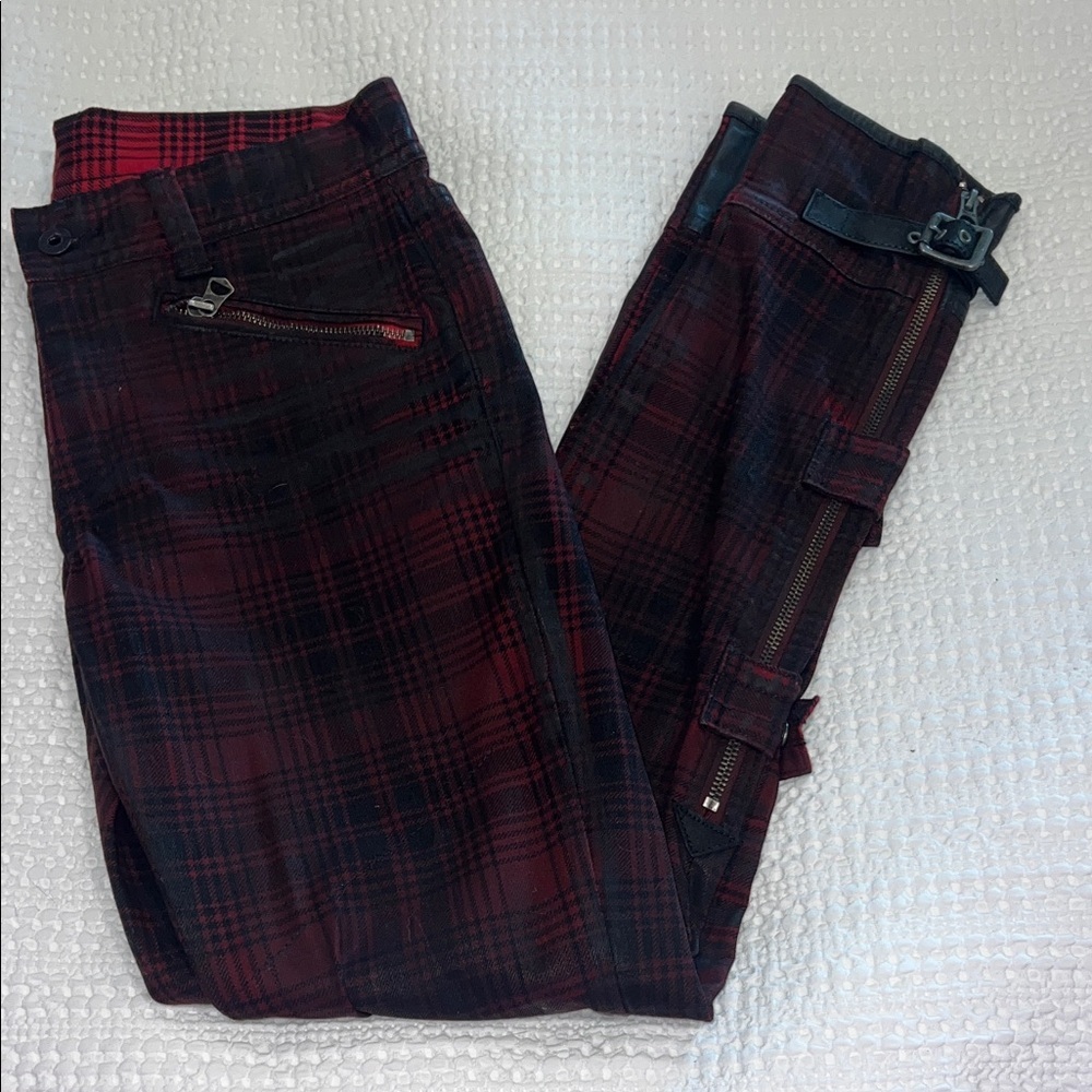 Polo by Ralph Lauren Black and Red Plaid Skinny Jeans - Picture 3 of 8
